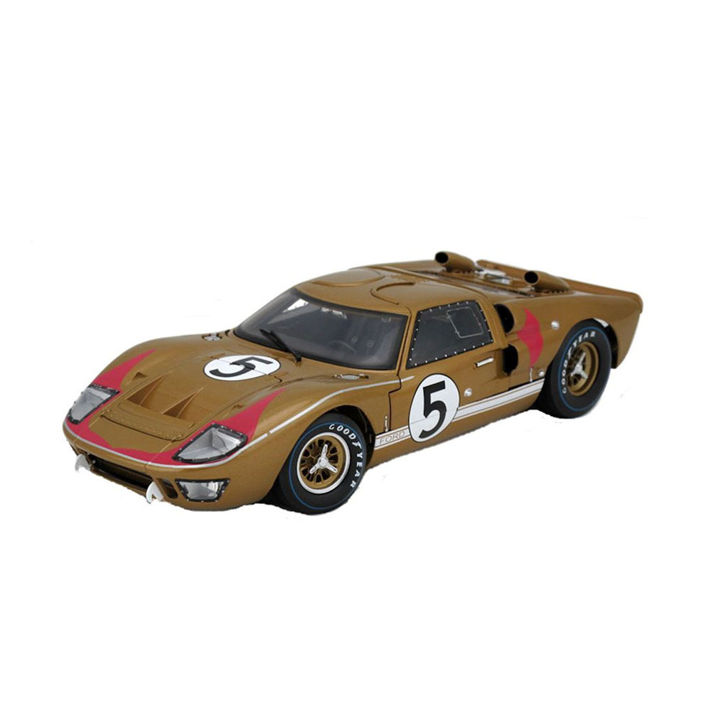 Shelby 1:18 Scale #5 1966 Ford GT40 MKII Gold Model Car